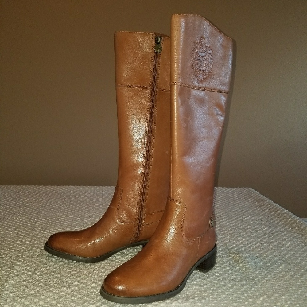 Etienne Aigner Brown toffee 5.5 NWOT
